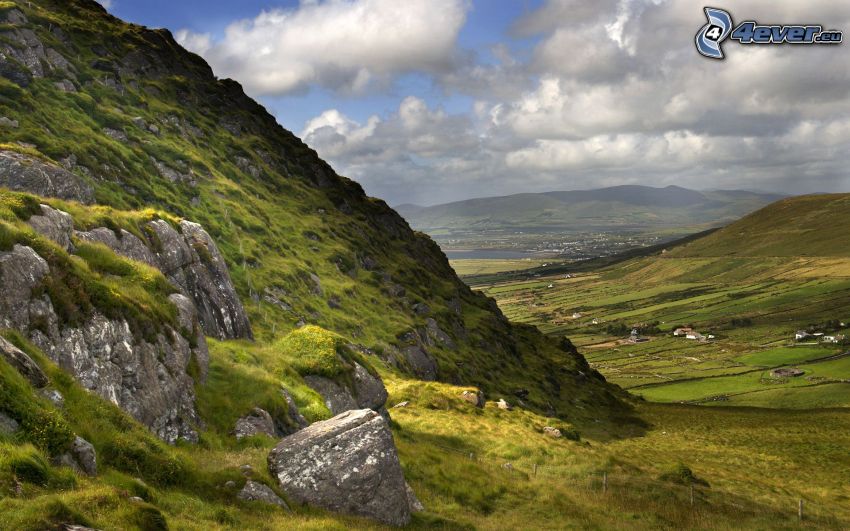 Írország, domb, kövek, moha