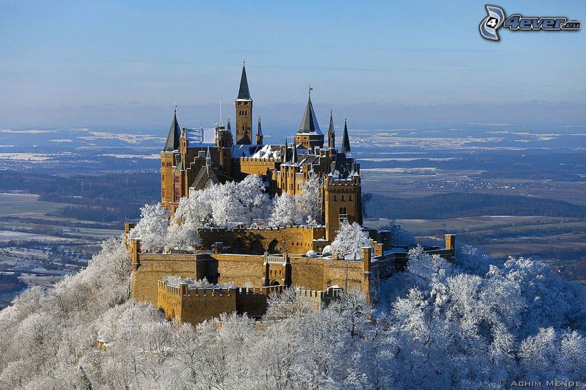 Hohenzollern, zamek, Niemcy, widok na krajobraz