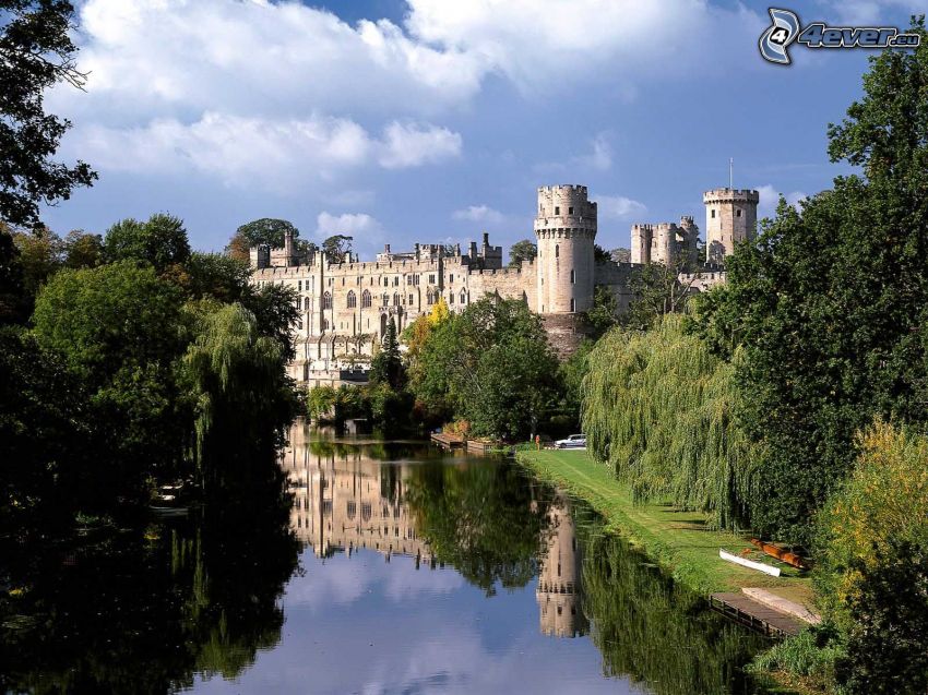 Warwick Castle, rzeka, drzewa, Anglia