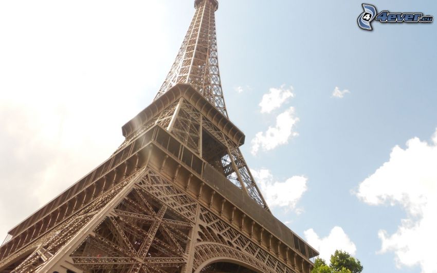 Wieża Eiffla, Paryż, Francja, niebo, chmury