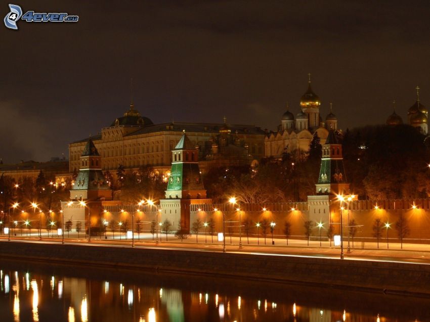 Kreml, Moskwa, Rosja, miasto nocą