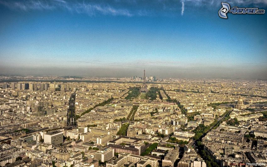 Paryż, Wieża Eiffla, widok z lotu ptaka