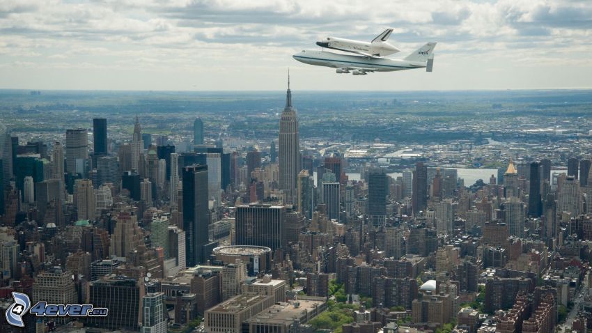 prom kosmiczny Enterprise, Boeing 747, Manhattan, New York, Empire State Building