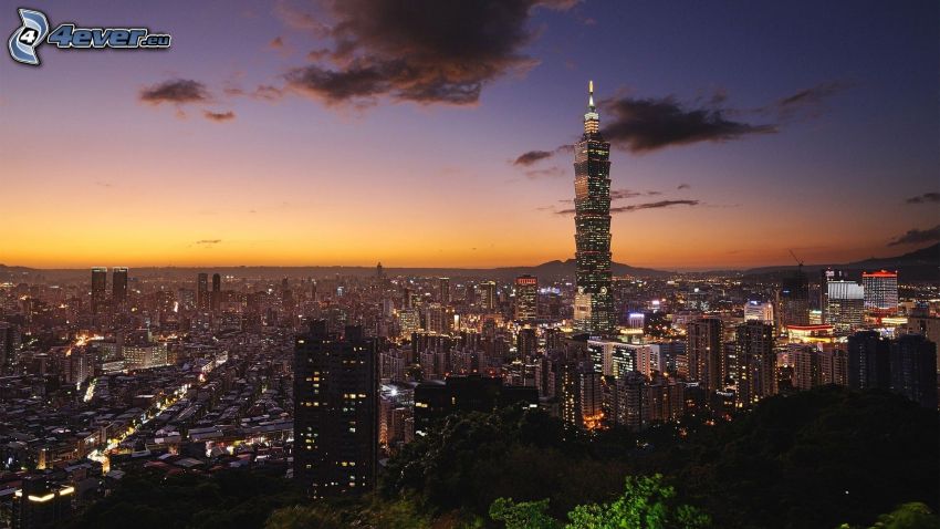Taiwan, miasto wieczorem, Taipei 101
