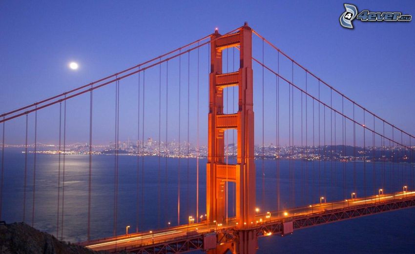 Golden Gate, San Francisco, księżyc