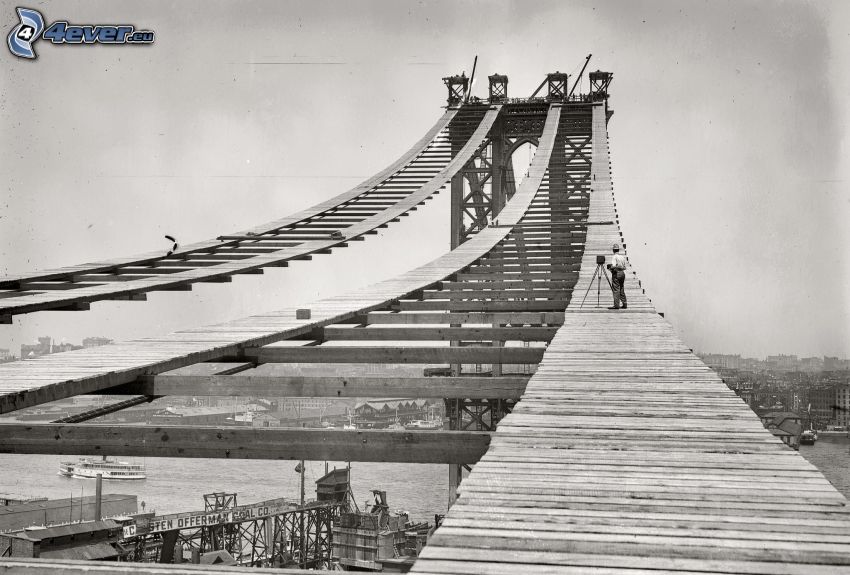 Manhattan Bridge, budowa, czarno-białe zdjęcie