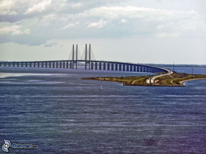 Øresund Bridge, morze