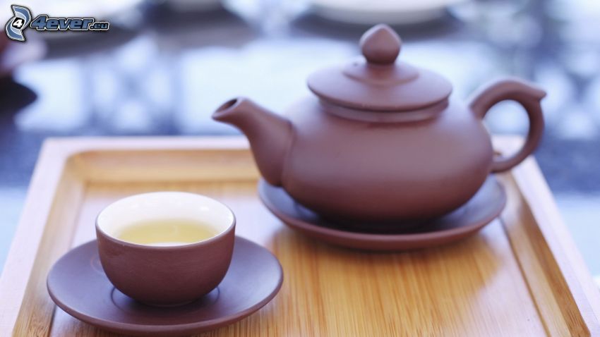 czajnik, filiżanka herbaty