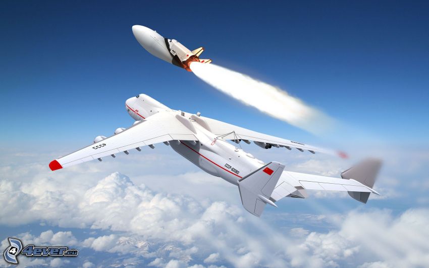 Antonov AN-225, rakieta, chmury