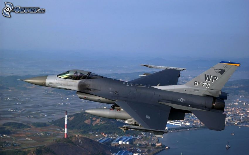 F-16 Fighting Falcon, widok na miasto