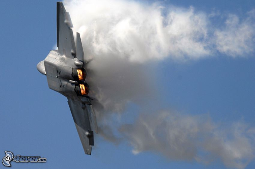 F-22 Raptor, dym