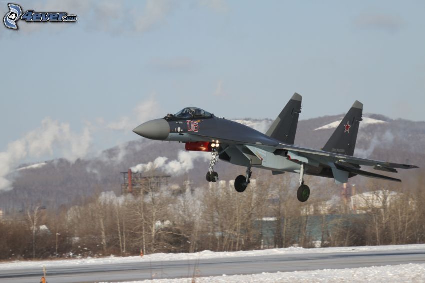 Sukhoi Su-35, śnieżny krajobraz