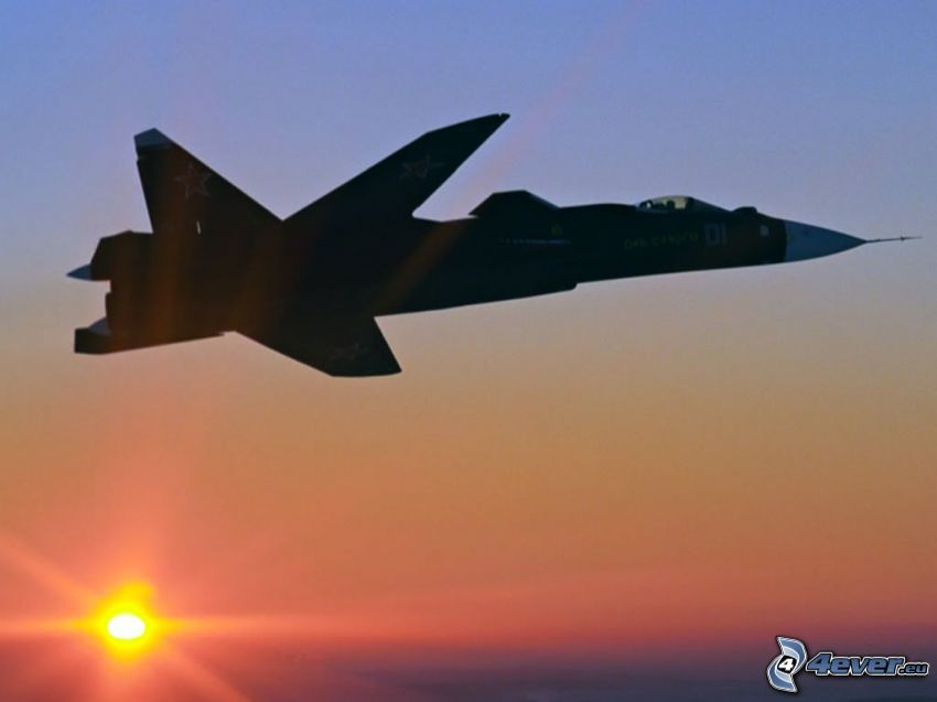 Sukhoi Su-47, samolot przy zachodzie słońca