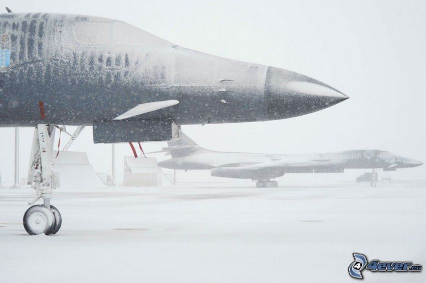 Ellsworth Air Force Base, śnieg, baza