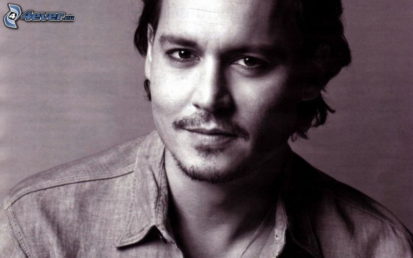 Johnny Depp, czarno-białe zdjęcie