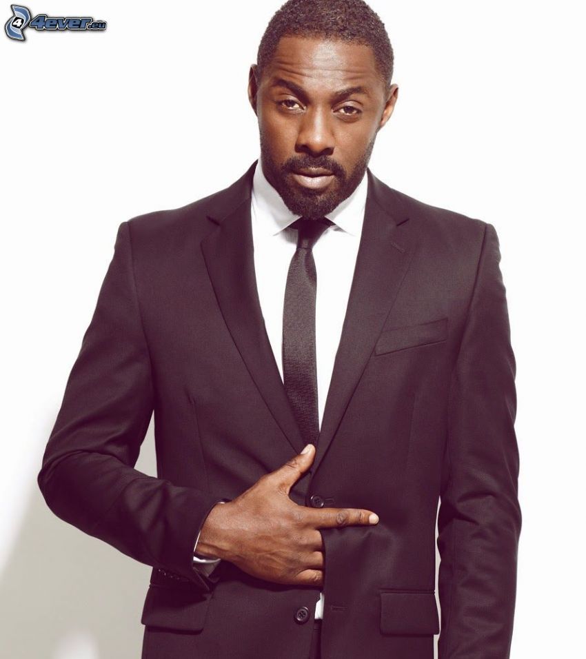 Idris Elba, mężczyzna w garniturze