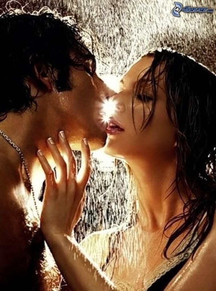 przelotny pocałunek, miłość, prysznic, słońce