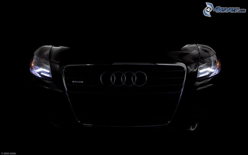 Audi A4, przednia maska