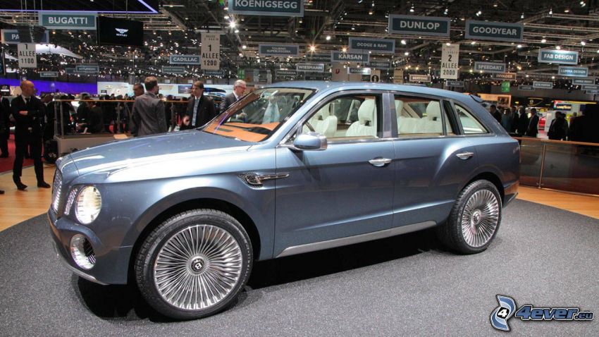 Bentley EXP 9F, wystawa, autosalon