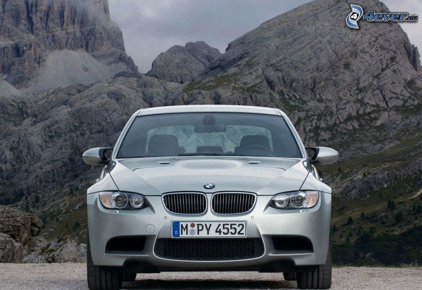 BMW M3, skały