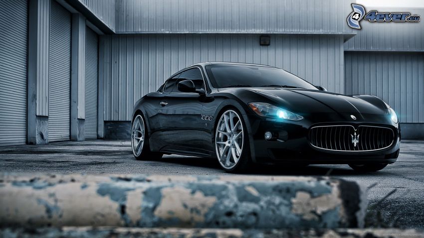Maserati GranTurismo, garaże