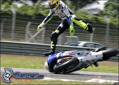Valentino Rossi, wypadek, upadek, motocykl, wyścigi, jeździec