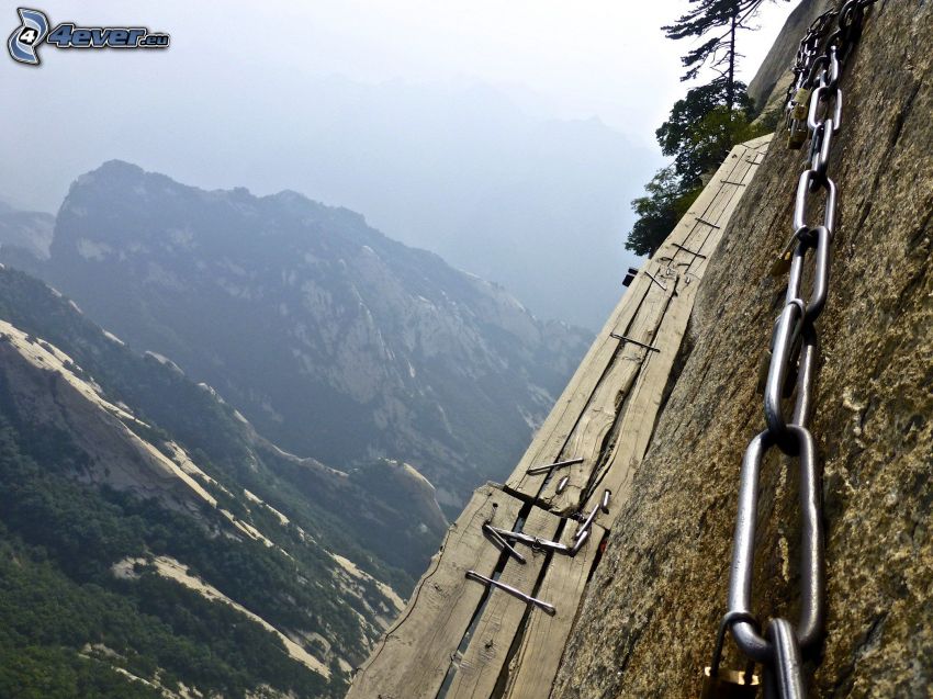 Mount Huang, chodnik, niebezpieczeństwo, łańcuch