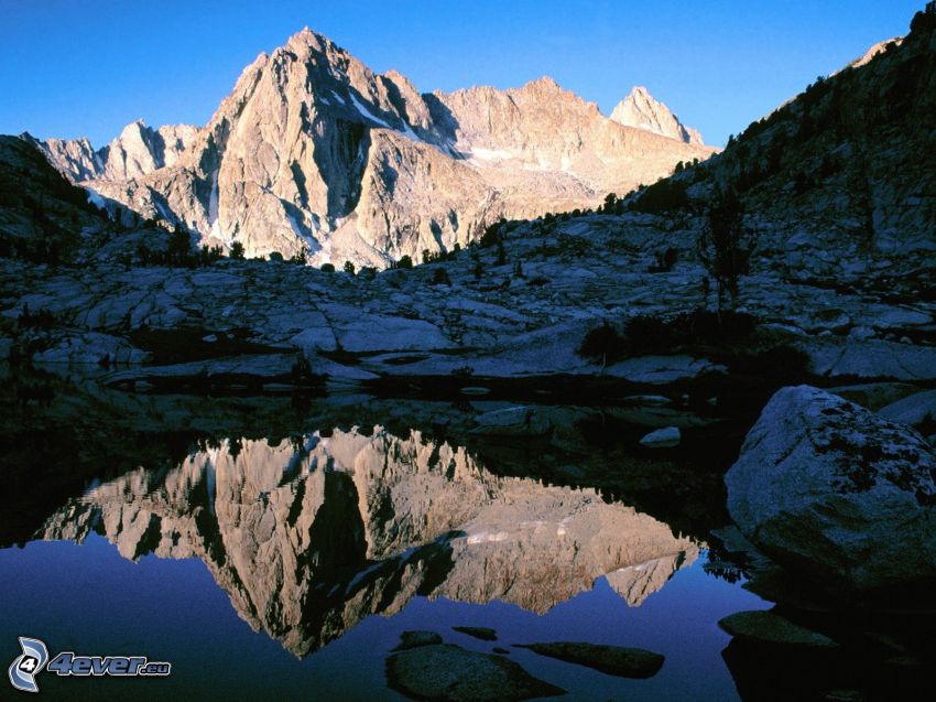 John Muir Wilderness, Sierra Nevada, wzgórza, jezioro