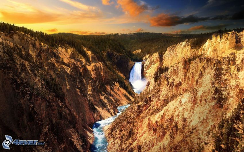 Park Narodowy Yellowstone, olbrzymi, wodospad, góry