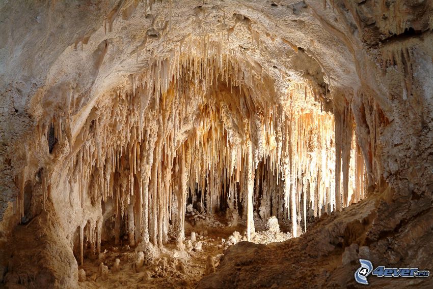 Lechuguilla, New Mexico, jaskinia, stalaktyty, stalagmity, stalagnaty