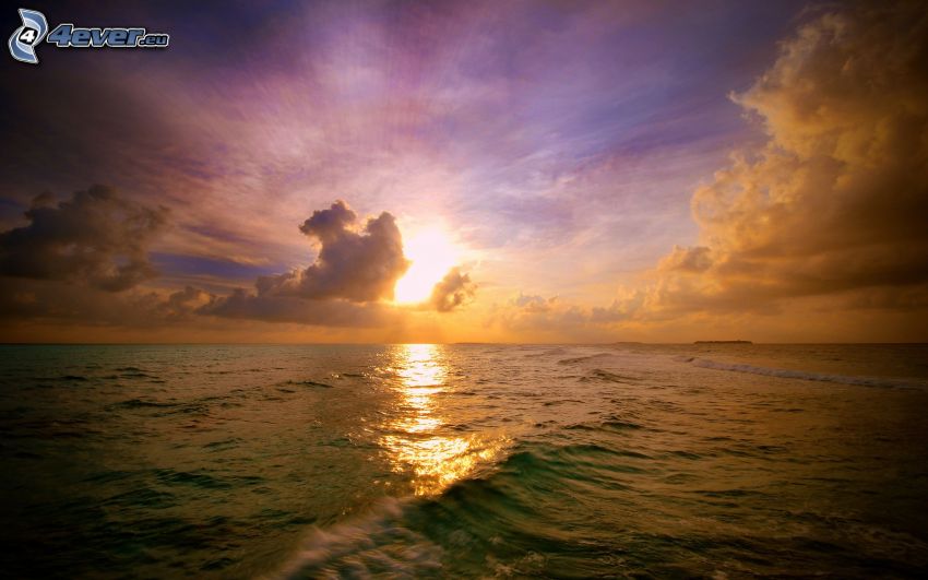 zachód słońca w chmurach, morze