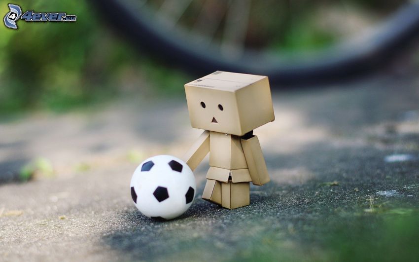 papierowy robot, Piłka do nogi