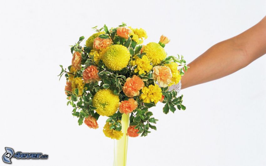 bukiet ślubny, żółte kwiaty