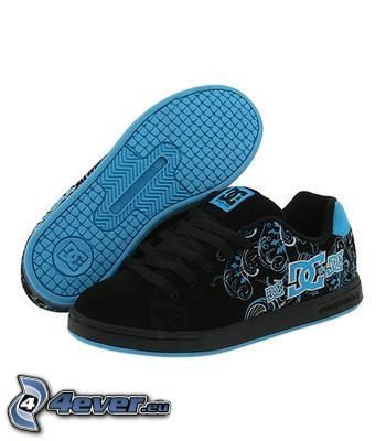 DC Shoes, czarne trampki