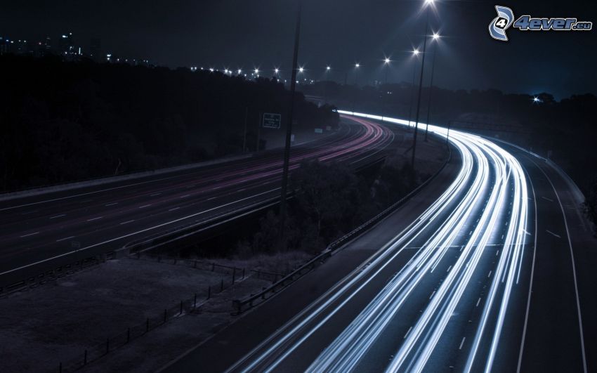 autostrada nocą, światła, zakręt