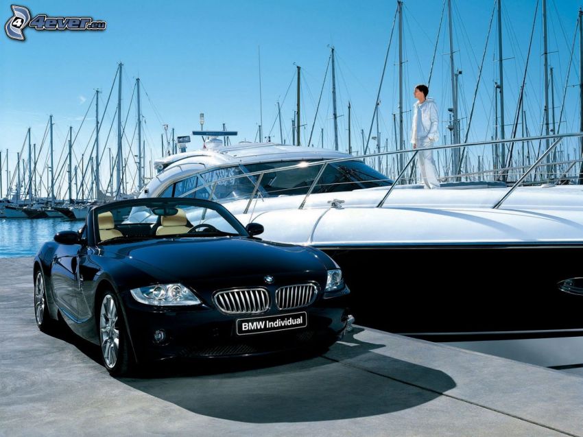 BMW Z4, jachta, lode