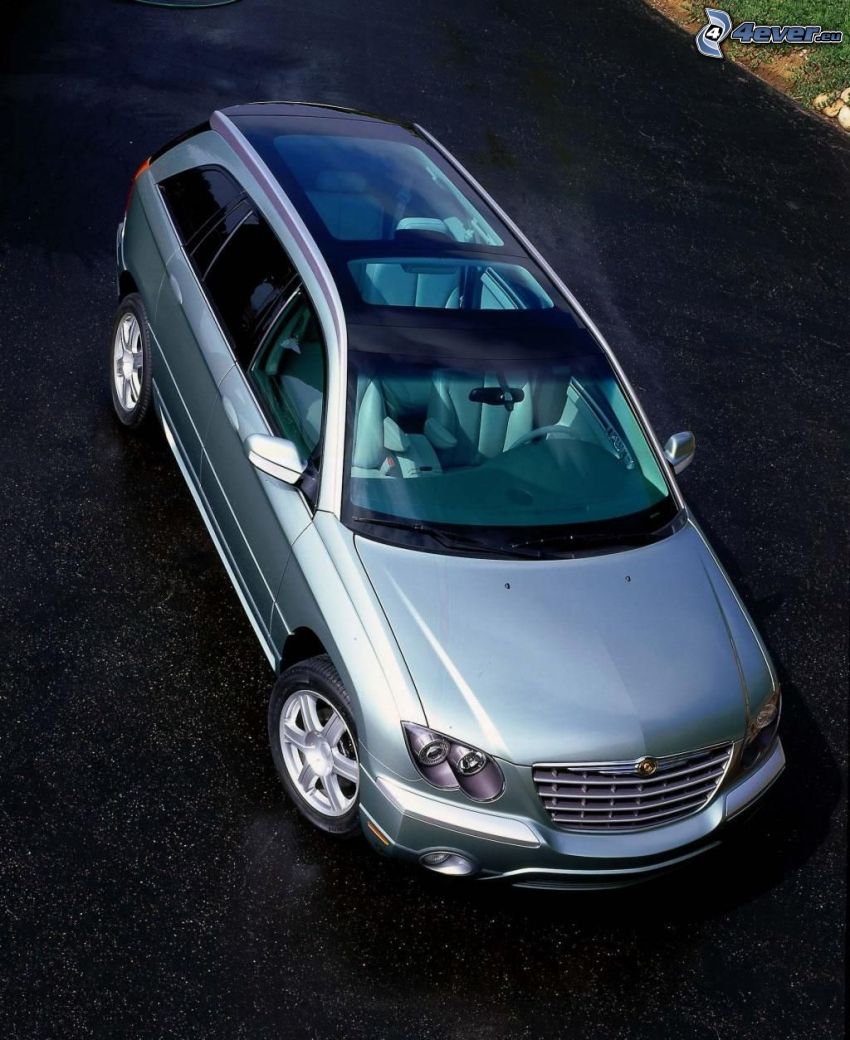 Chrysler Pacifica, panoramatická strecha