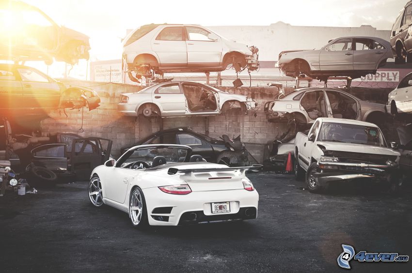 Porsche, kabriolet, vrak, rozbité auto