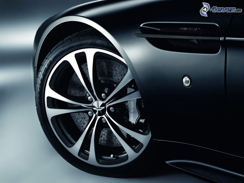 Aston Martin, disk, brzda, nízkoprofilová pneumatika