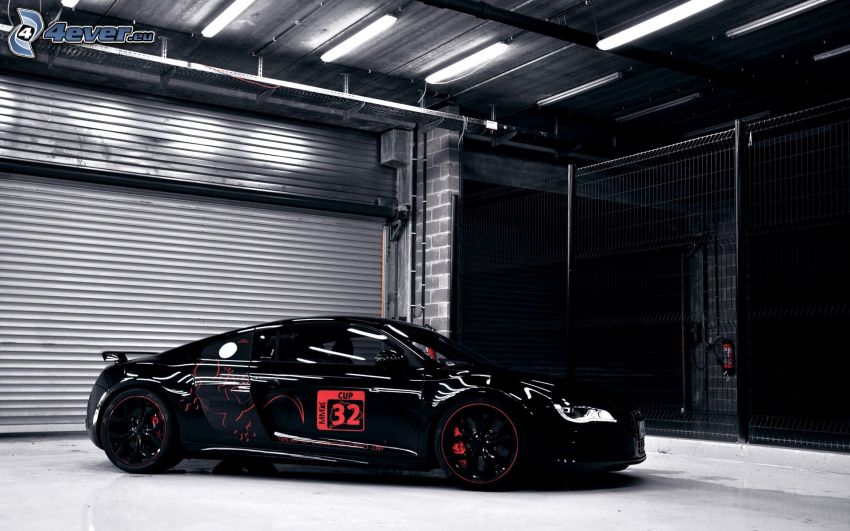 Audi R8, garáž