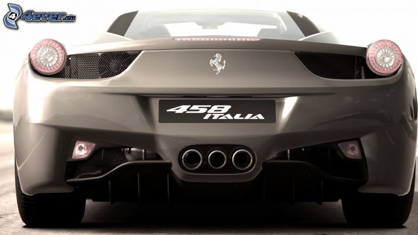 Ferrari 458 Italia, výfuk