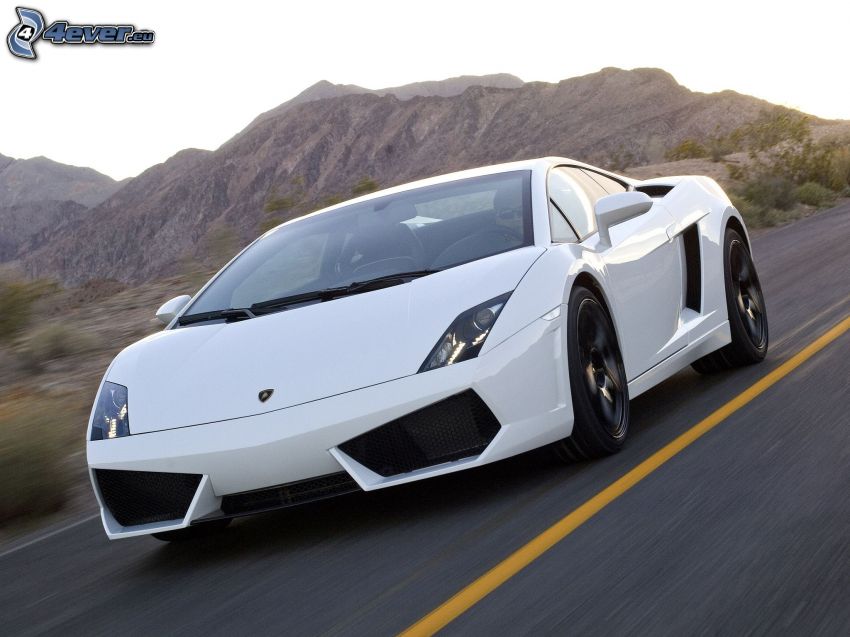 Lamborghini Gallardo LP560, cesta, rýchlosť, skalnaté kopce