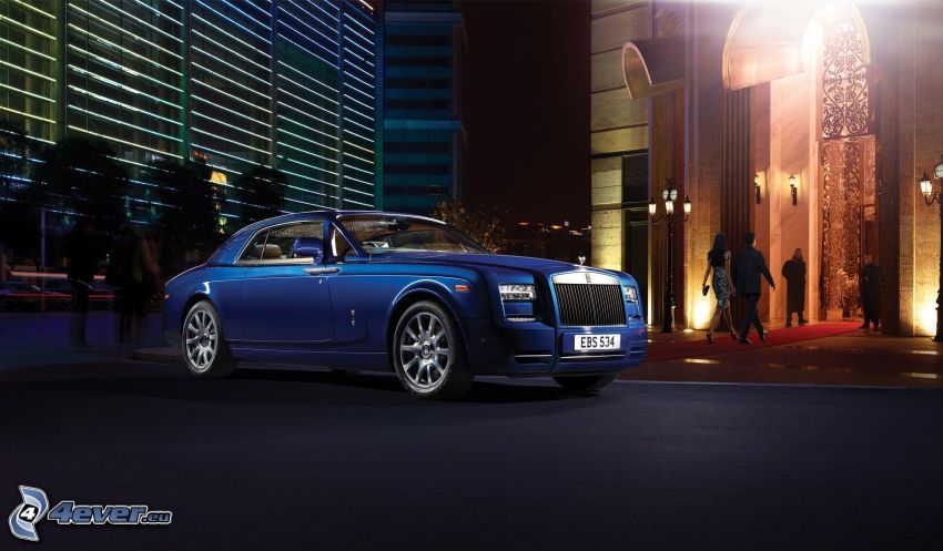 Rolls Royce Phantom, večer