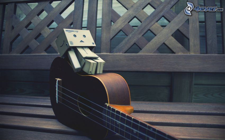 papierový robot, gitara