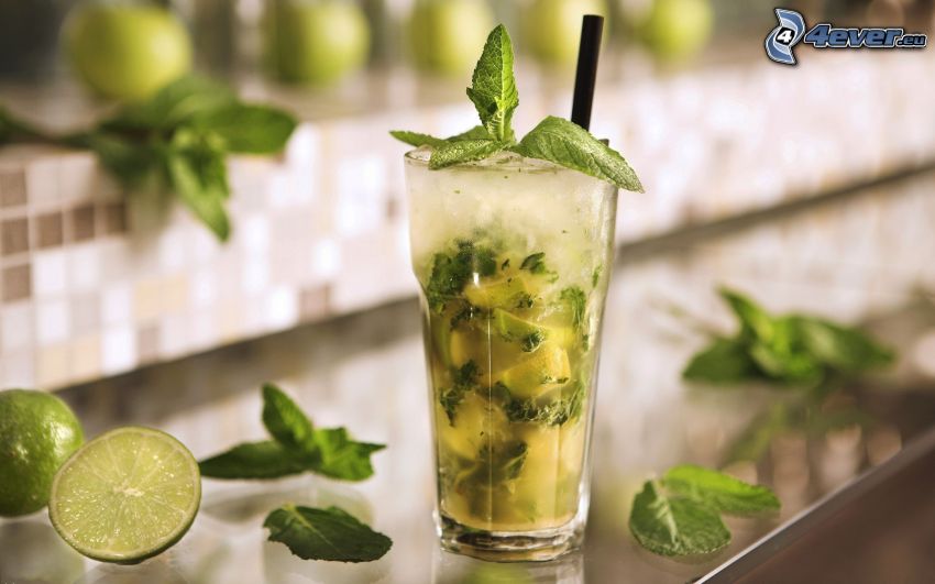 mojito, limetky, mätové listy