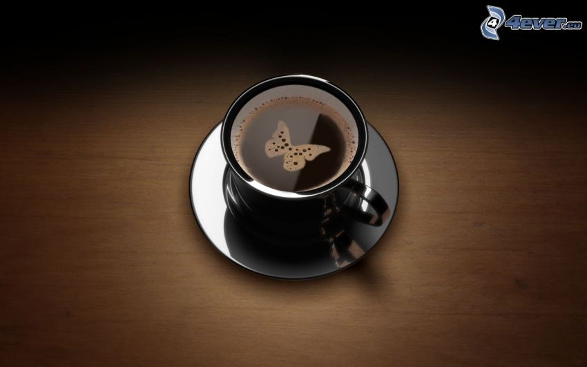 šálka kávy, motýľ, latte art