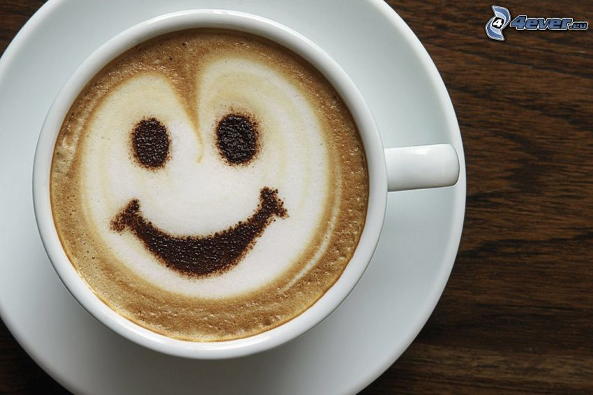šálka kávy, smajlík, latte art