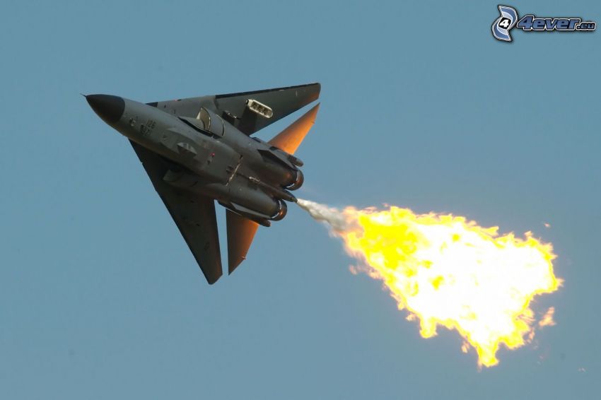 F-111 Aardvark, oheň