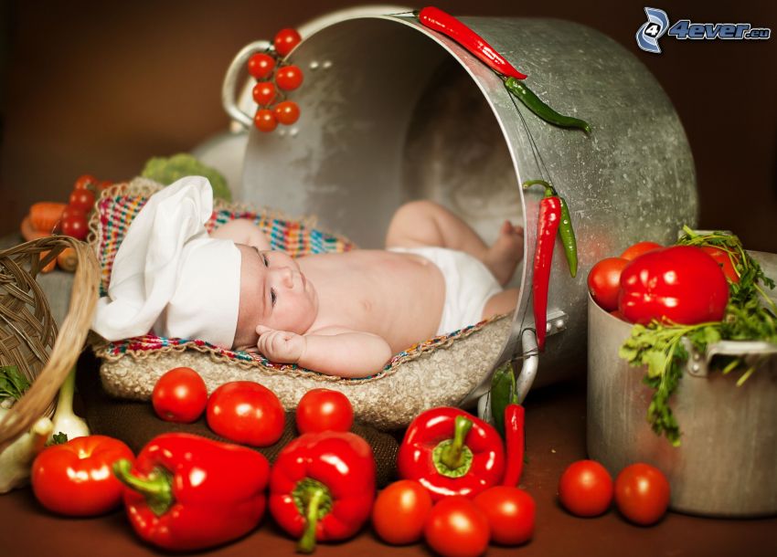 dieťatko, papriky, paradajky