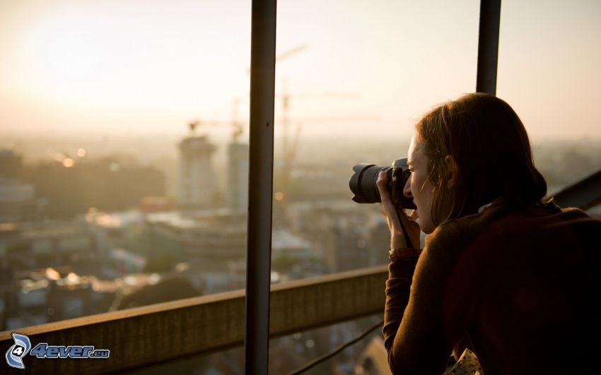 fotografka, výhľad na mesto
